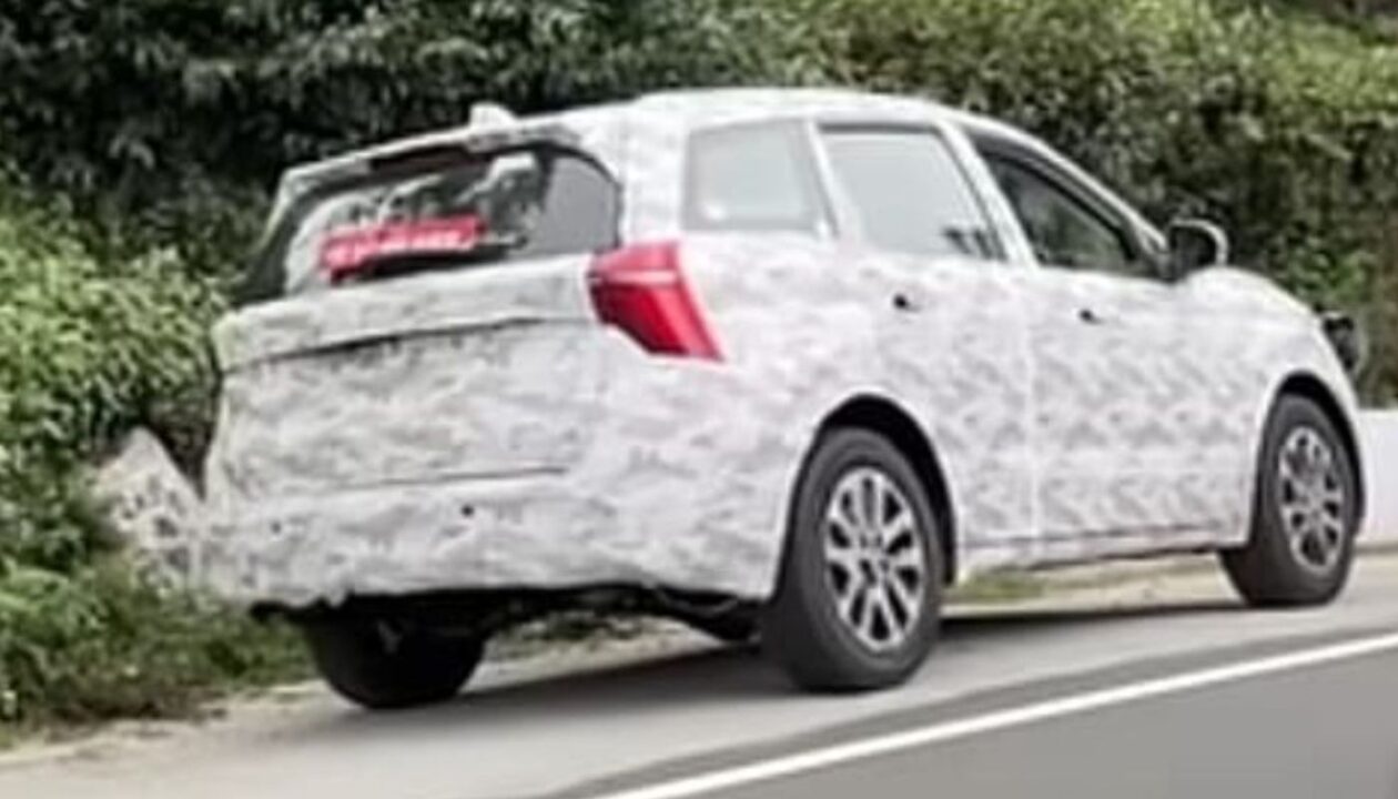 Mahindra XUV 700 2026 