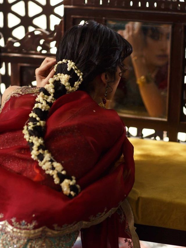  ये नाज़ुक सी मिरे अंदर की लड़की     ishrat afreen के बेहतरीन शेर