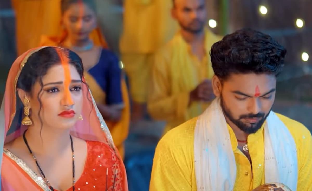 Chhath Puja New Bhojpuri Song( Source: Social Media)