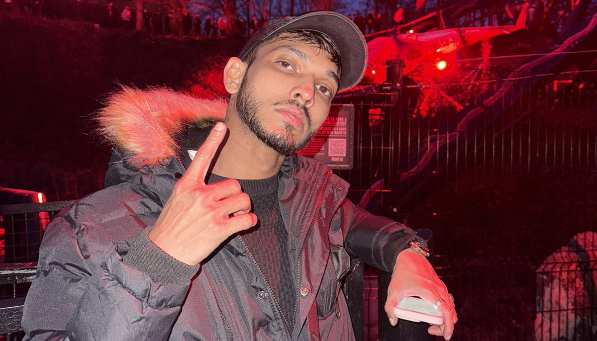 Talha Anjum On Indian Flag Controversy