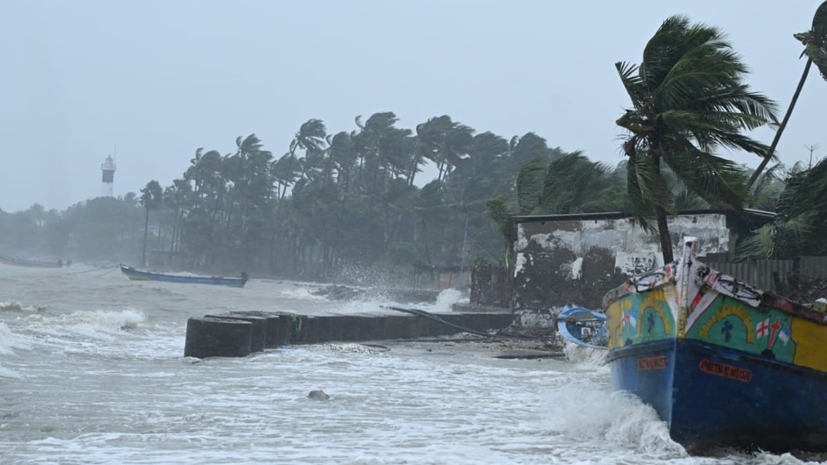 Cyclone Ditwah Alert (CREDIT S-M)