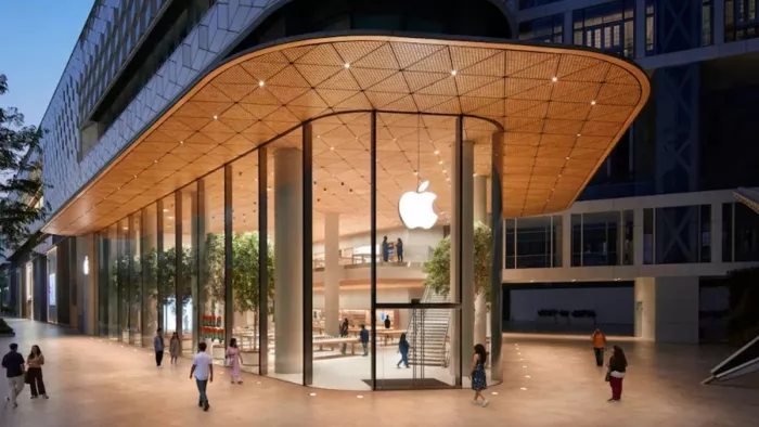 Apple Store in DLF Mall of India (CREDIT-SM)