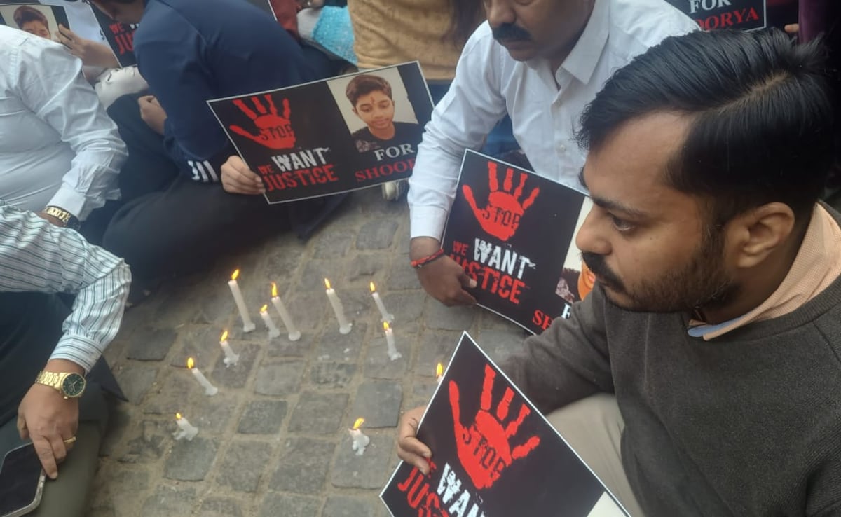 Delhi Student Suicide Case (CREDIT-SM)