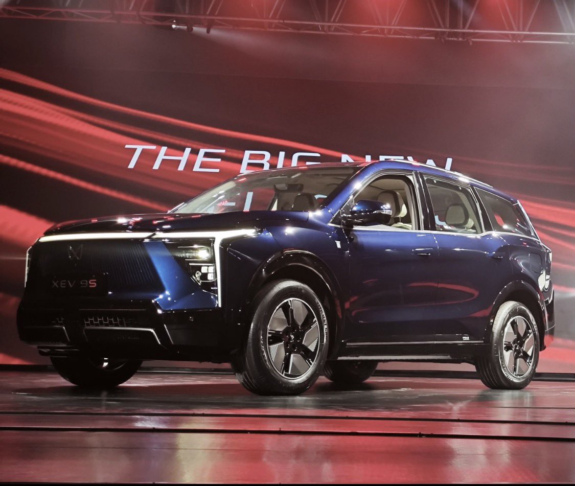 Mahindra XEV 9s Features