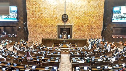 Winter Parliament Session (CREDIT-SM)