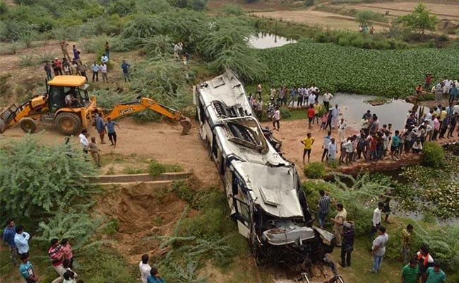 Yamuna Expressway Bus Accident Updates