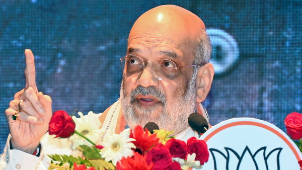 अमित शाह ने साधा निशाना