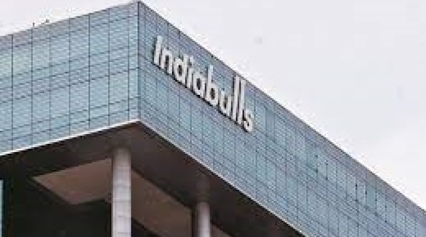 Sammaan Capital Share Price Today