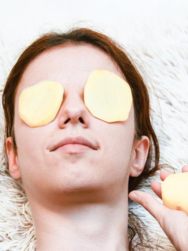benefits of potatoes  सर्दियों में चेहरे पर आलू रगड़ने के फायदे