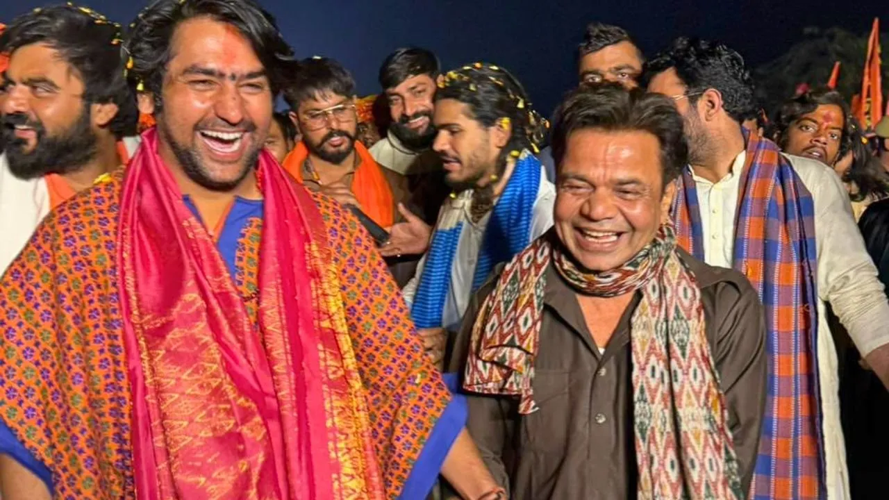 Bollywood stars in Padyatra- Source : Social Media