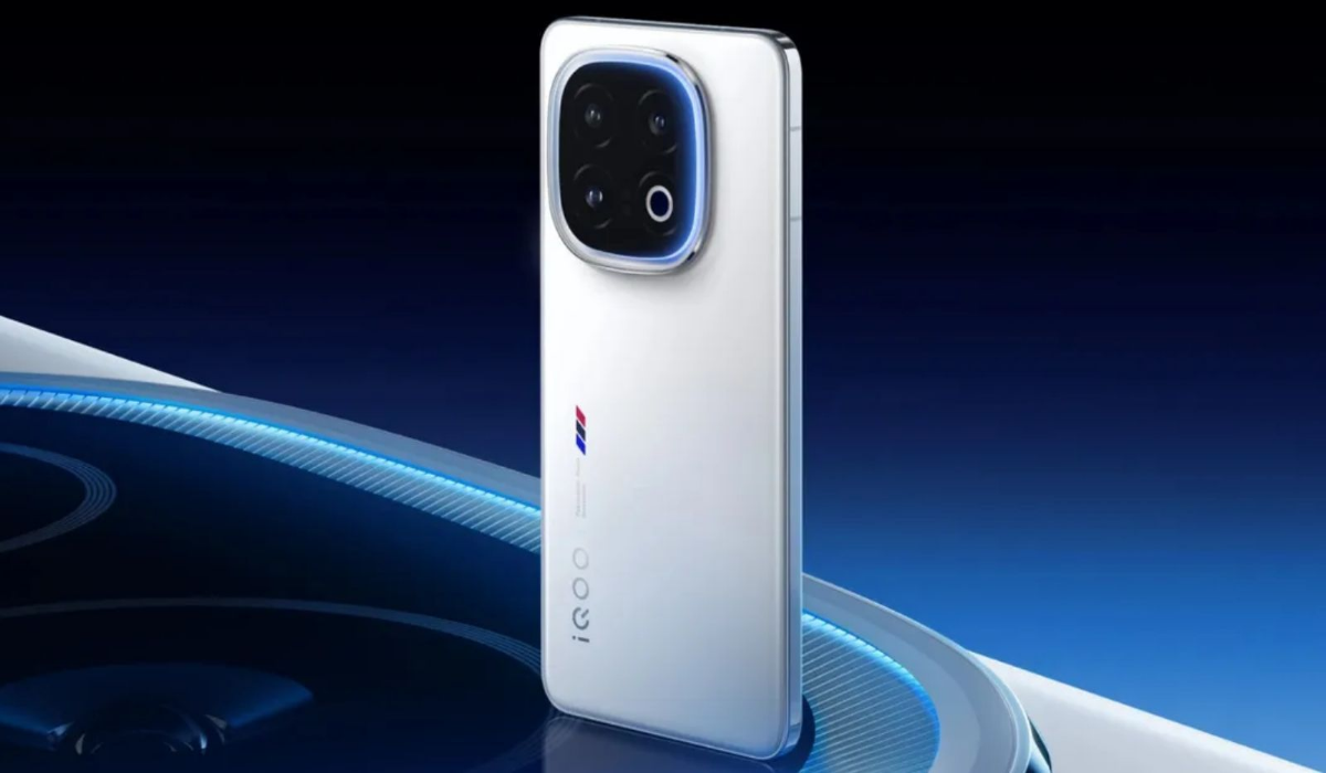 iQOO 15 Vs OnePlus 15 Comparison