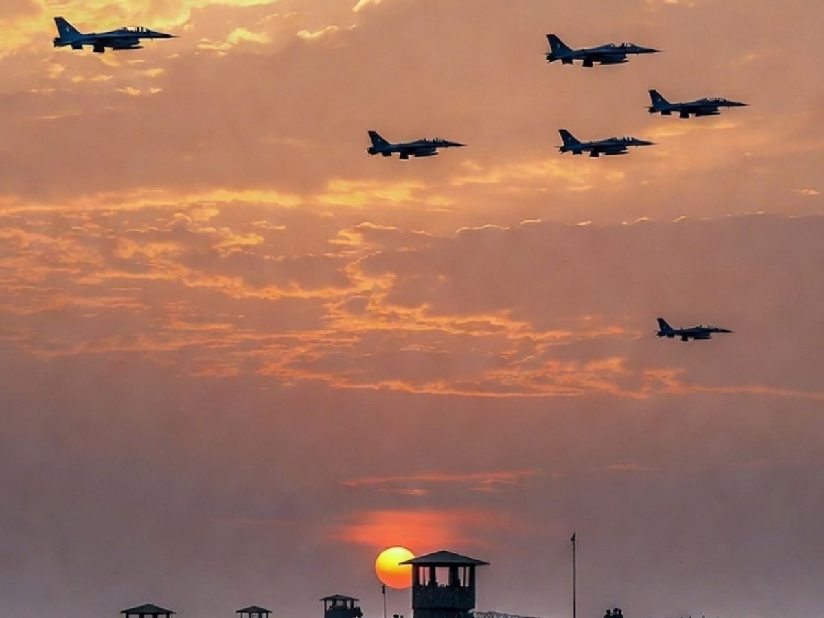 Pakistan Emergency Meeting (credit s-m)