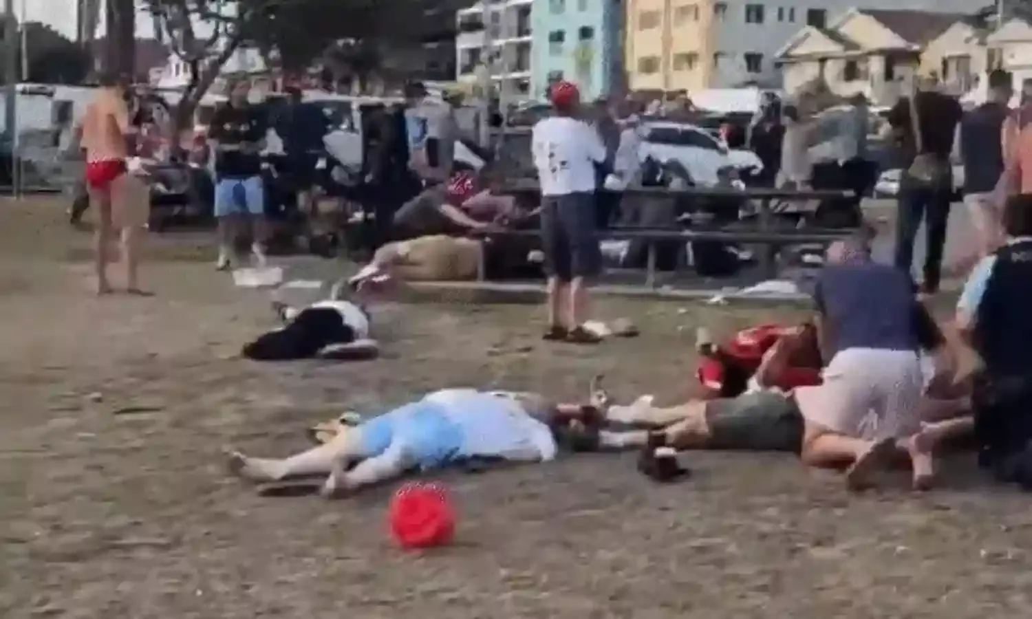 Bondi Beach Shooting Viral Video ( credit S-M )