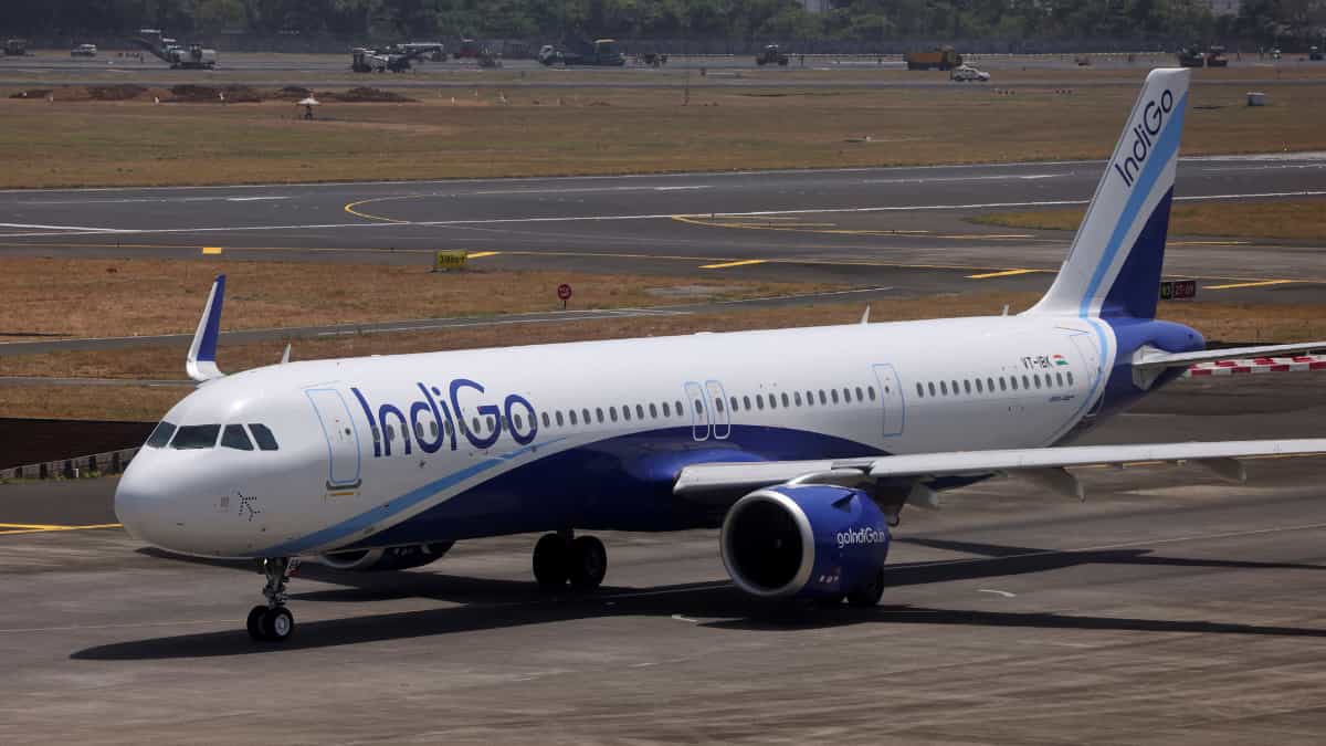 Indigo Cancels 650 flights today ( credit S-M)
