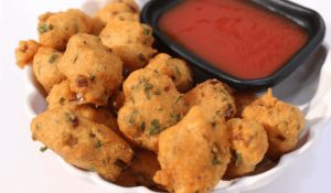 Moong Dal ke Pakode Recipe in Hindi​