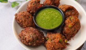 Moong Dal ke Pakode Recipe