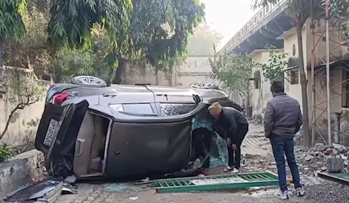 Ghaziabad Car Accident