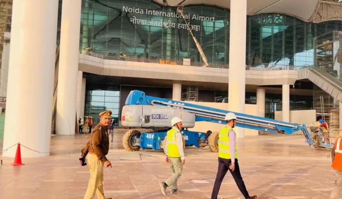 Noida Airport Theft Case