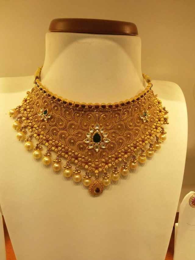 gold silver rate today 05 dec  गहने बनाने का सुनहरा मौका  3 दिन की तेजी के बाद सोने चांदी का गिरा भाव  जानें आज का ताजा रेट