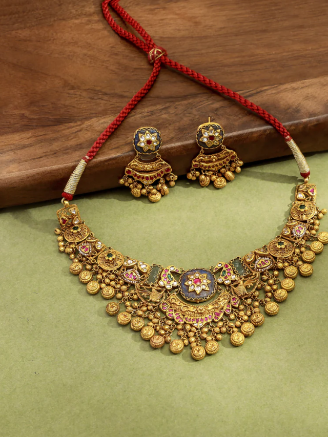 gold silver rate today 06 dec  सोने हुआ महंगा तो चांदी में भारी गिरावट  खरीदने से पहले देखें ताजा रेट