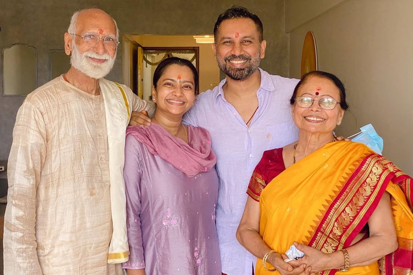 Kaun Hai Shhyamali De