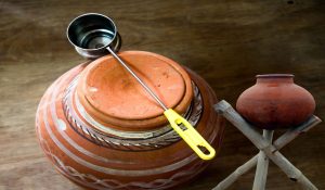How to keep a water bottle cool