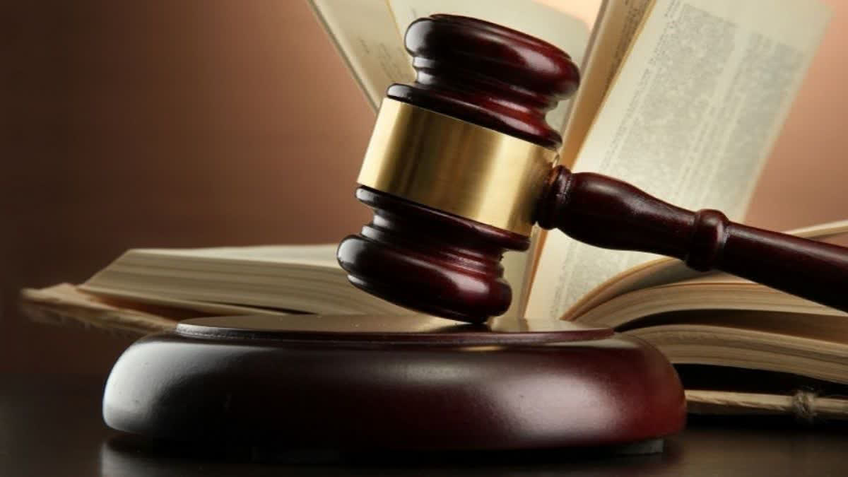 Maharashtra Police Custody Case (credit S-M)