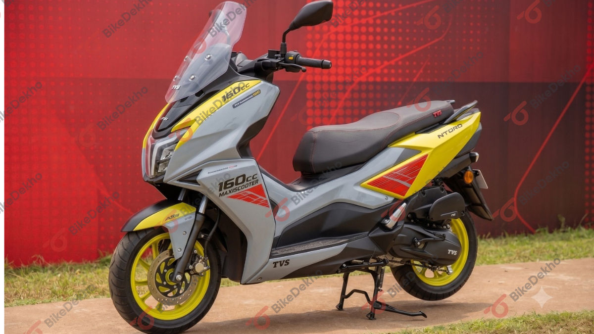 TVS 160cc Maxi Scooter Features (credit S-M)