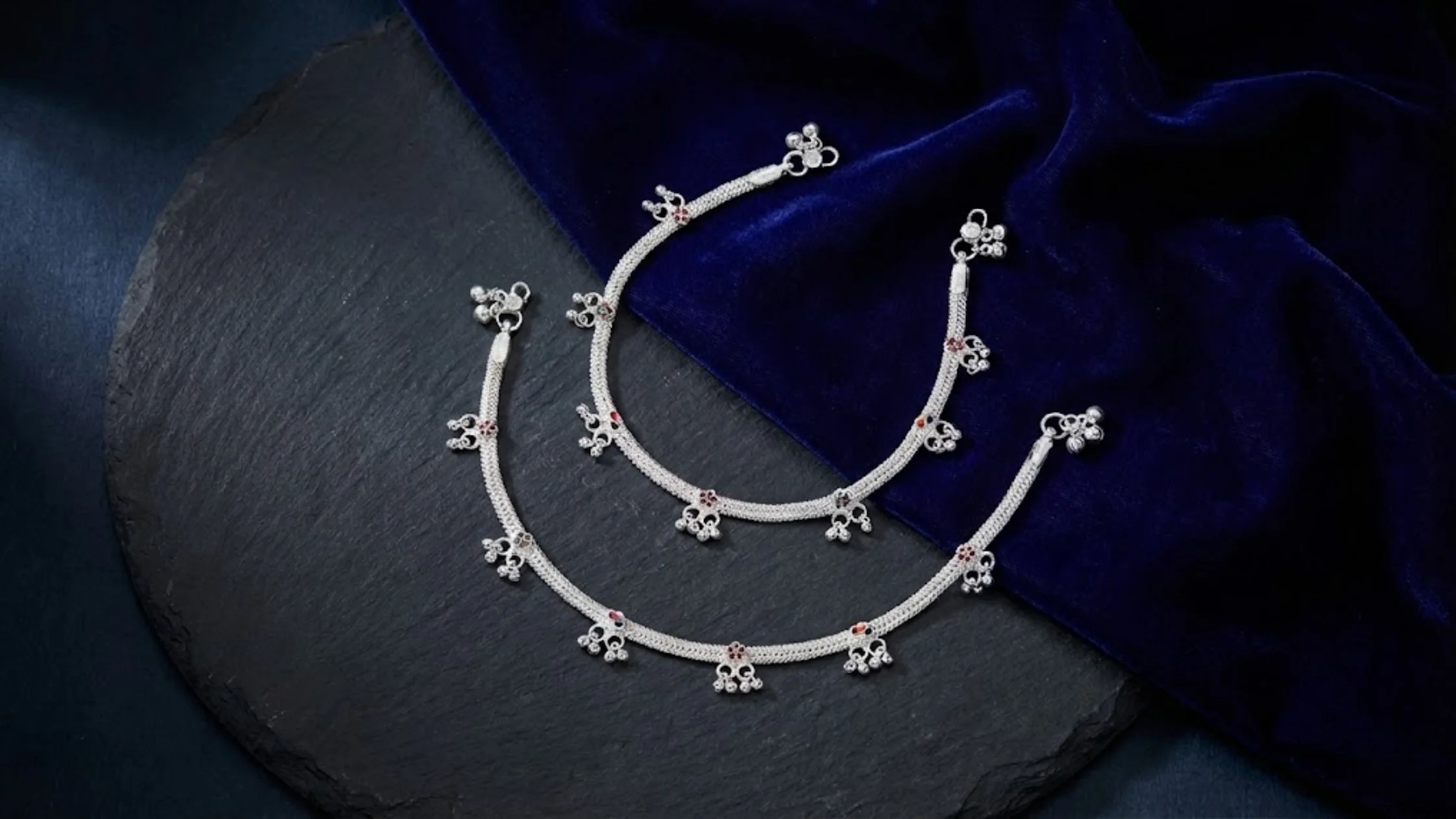Light weight payal design with price( Source: Social Media)