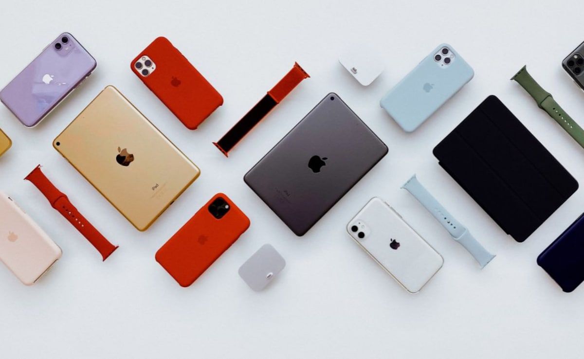 Apple discontinuing products