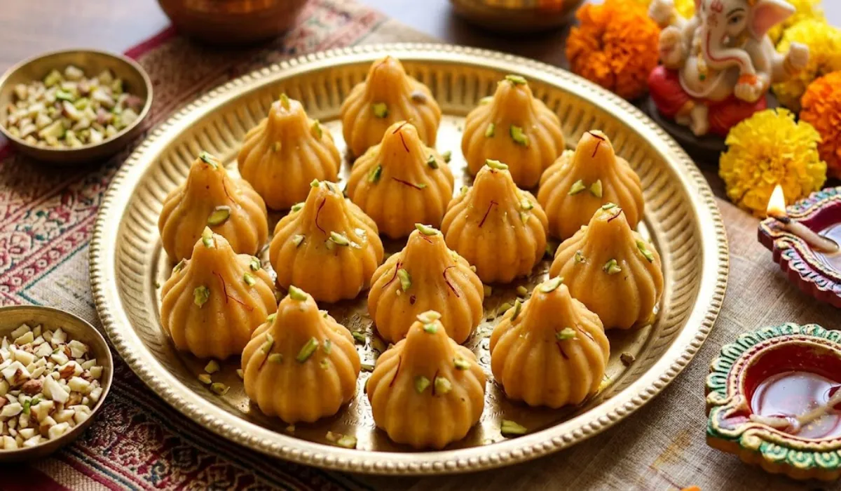 Ghar Par Modak Kaise Banaye