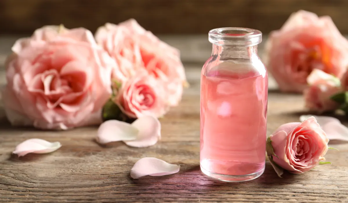 Benefits of rose gel on face