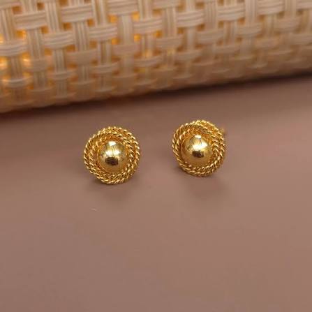 Gold Tops Designs( Source: Social Media)